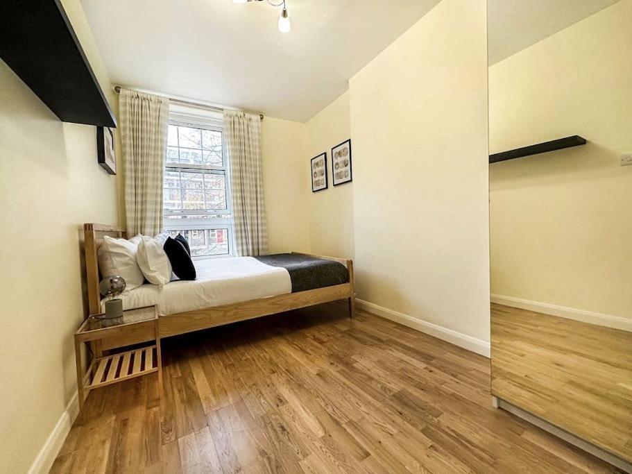Spacious 4 Bed Flat Near London 02 Arena Greenwich Exteriér fotografie