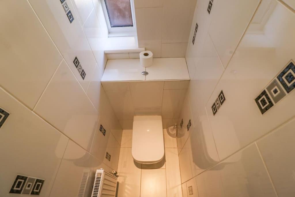 Spacious 4 Bed Flat Near London 02 Arena Greenwich Exteriér fotografie