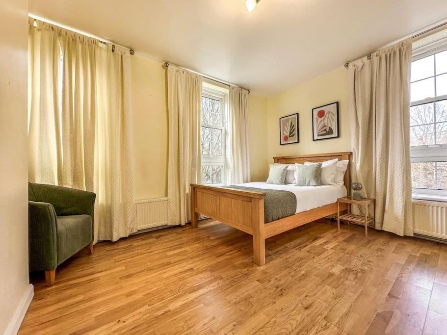 Spacious 4 Bed Flat Near London 02 Arena Greenwich Exteriér fotografie