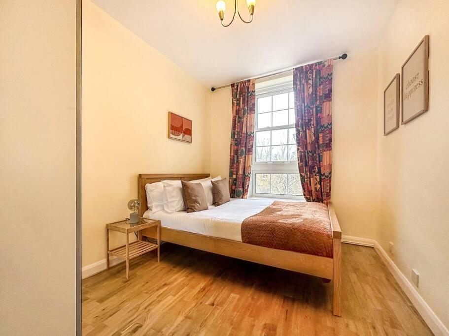 Spacious 4 Bed Flat Near London 02 Arena Greenwich Exteriér fotografie